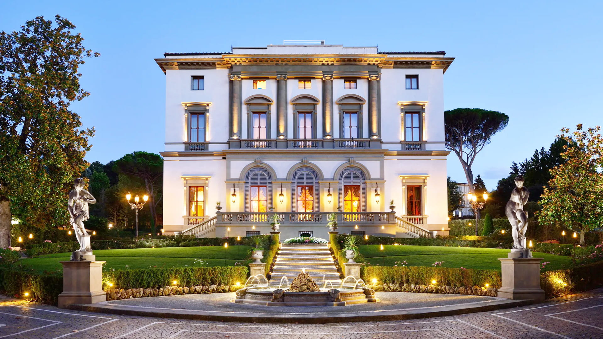 Luxury Hotels