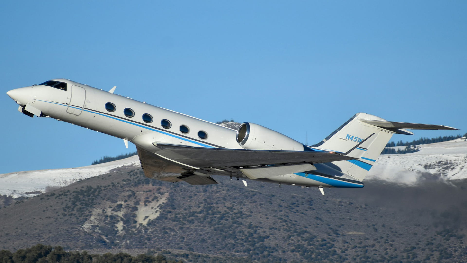 Helicopter & Private Flights